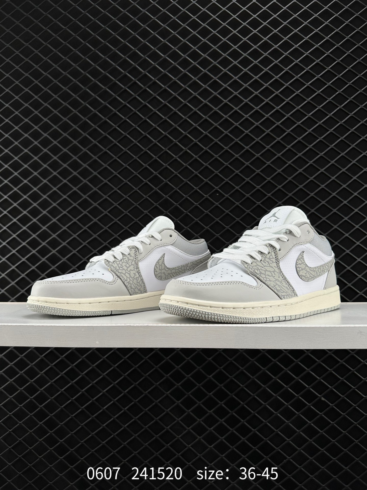 Nike Air Jordan 1 Low AJ1